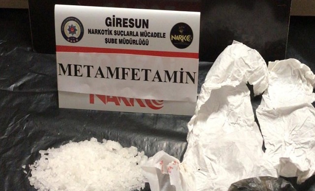 UYUŞTURUCU TACİRİNE TUTUKLAMA